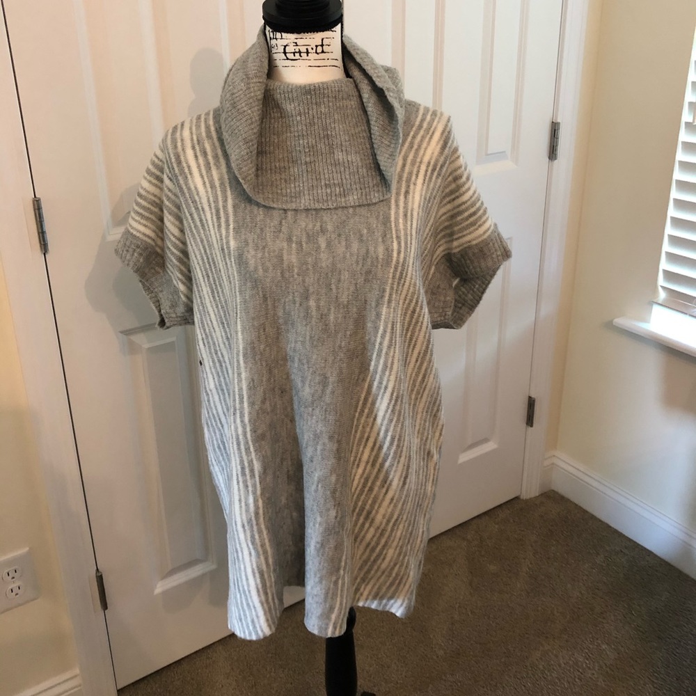 The Limited, Short Sleeve Sweater